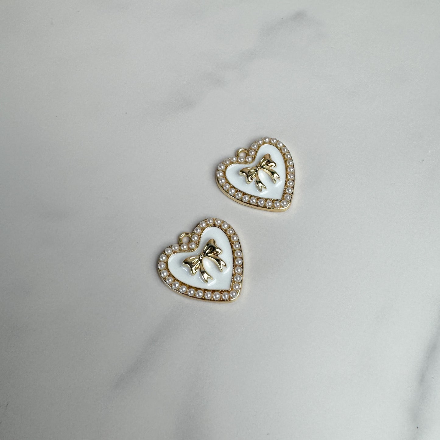 Bow Heart Pearl Vintage Charm