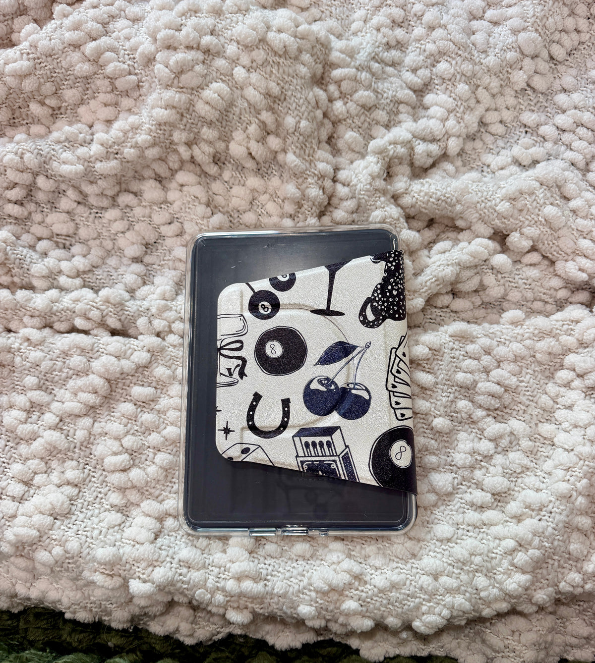 Lucky Girl [Clear Back] Kindle Case