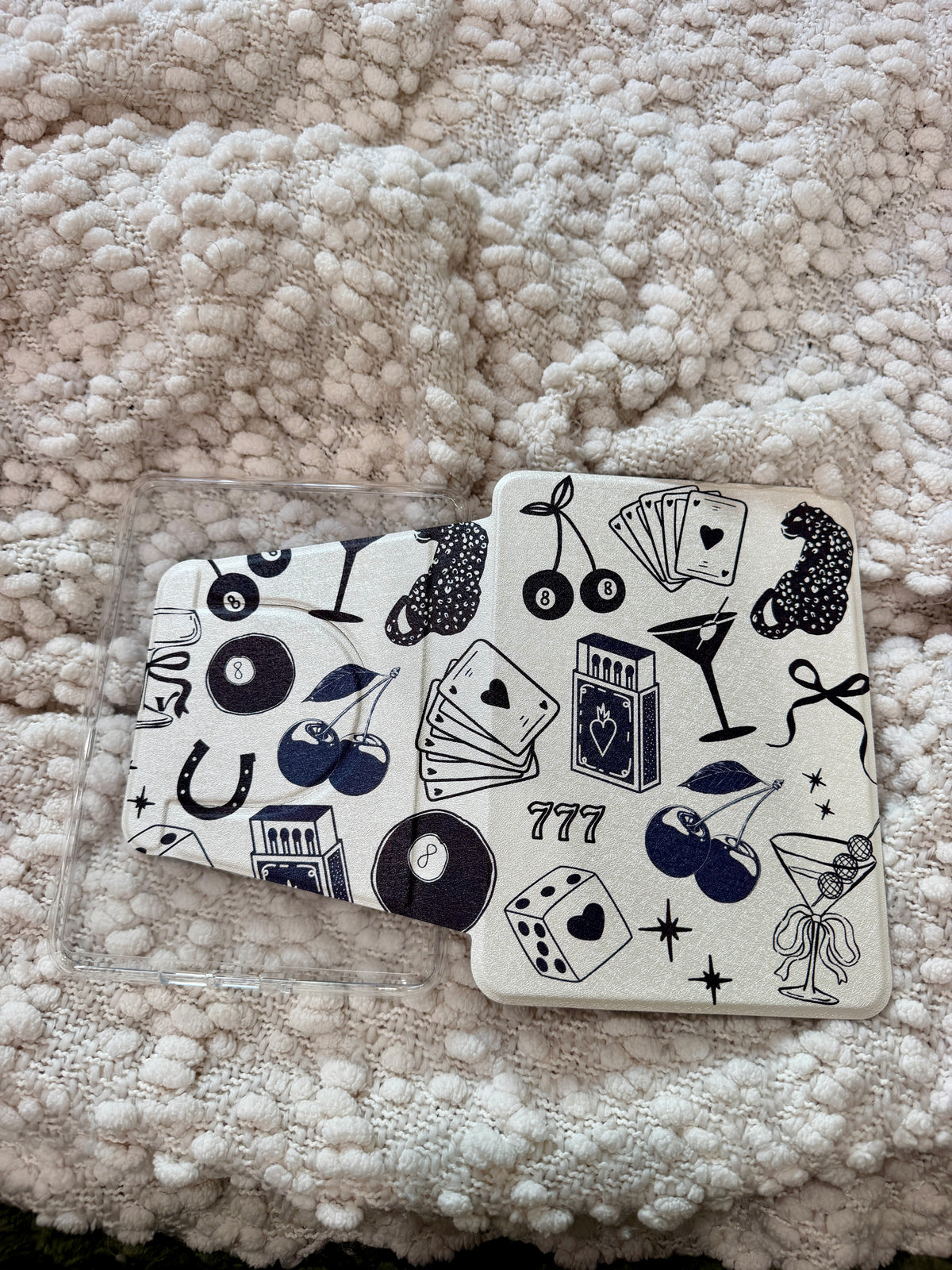 Lucky Girl [Clear Back] Kindle Case