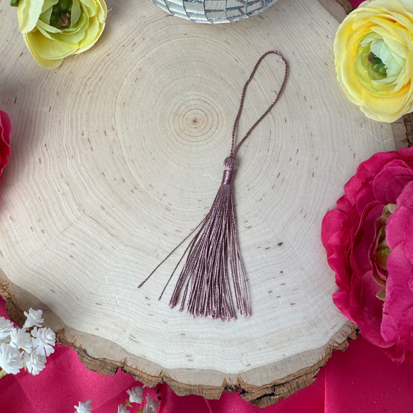 Mauve Tassel