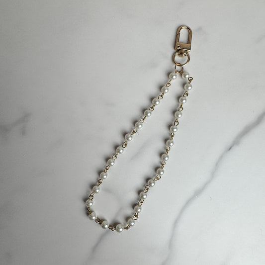 Pearl Chain Kindle Strap
